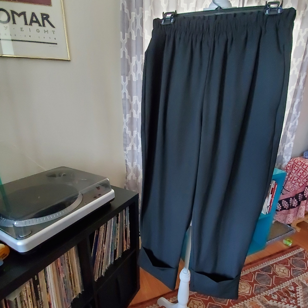 Zara High Rise Cropped Trousers